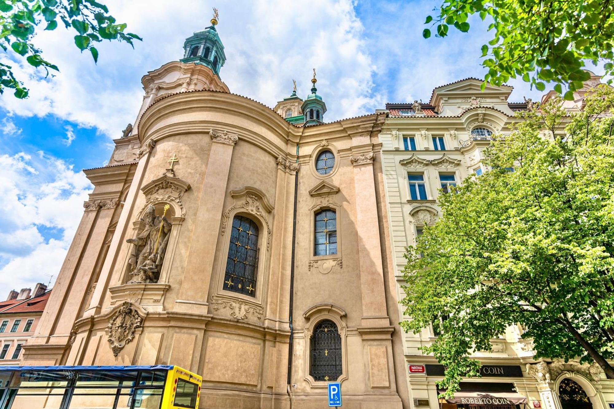 The Old Town Square & Parizska Apartments Prague Ngoại thất bức ảnh